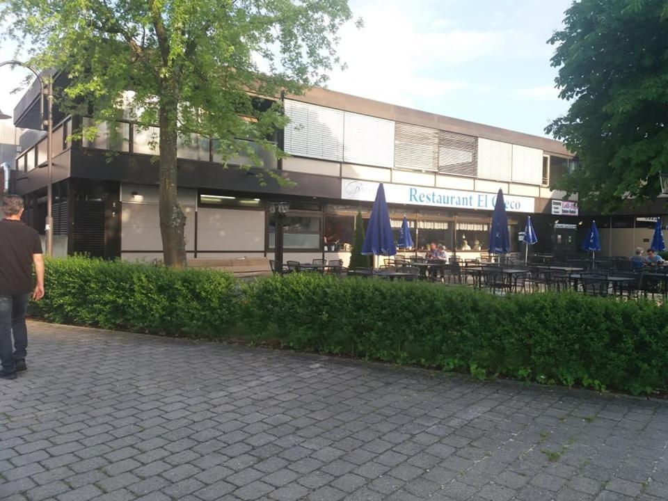 Хостел Restaurant El Greco Gundelfingen an der Donau Екстер'єр фото