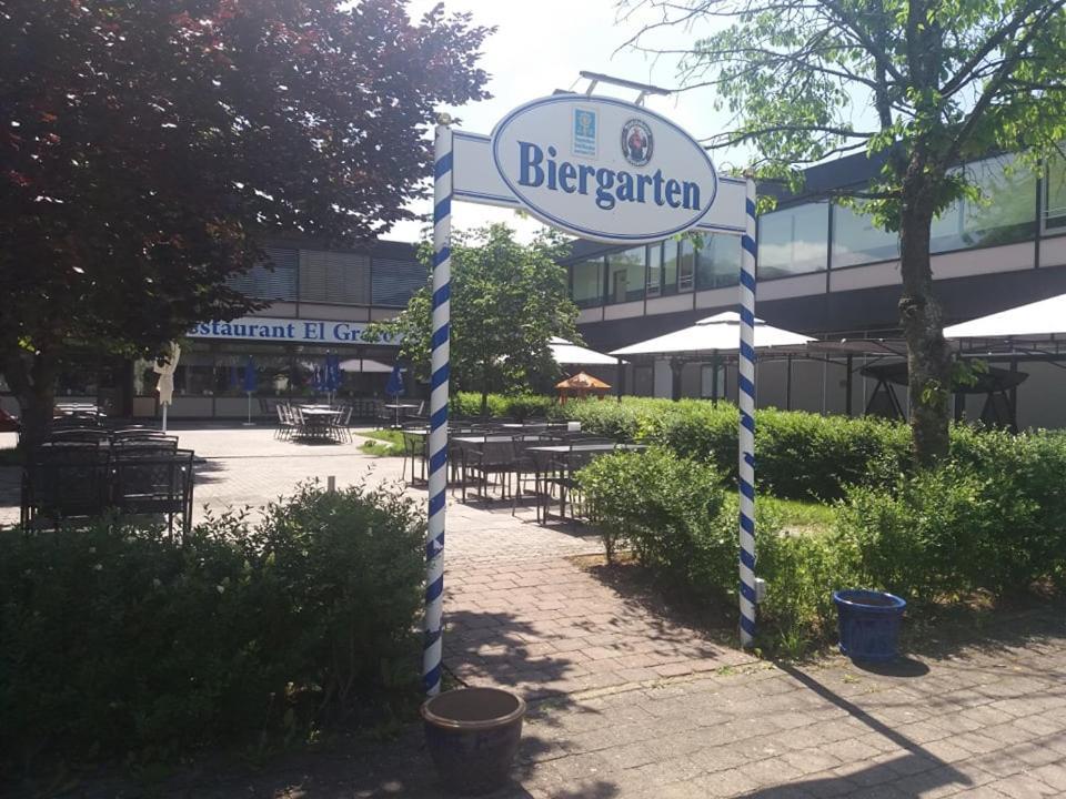 Хостел Restaurant El Greco Gundelfingen an der Donau Екстер'єр фото